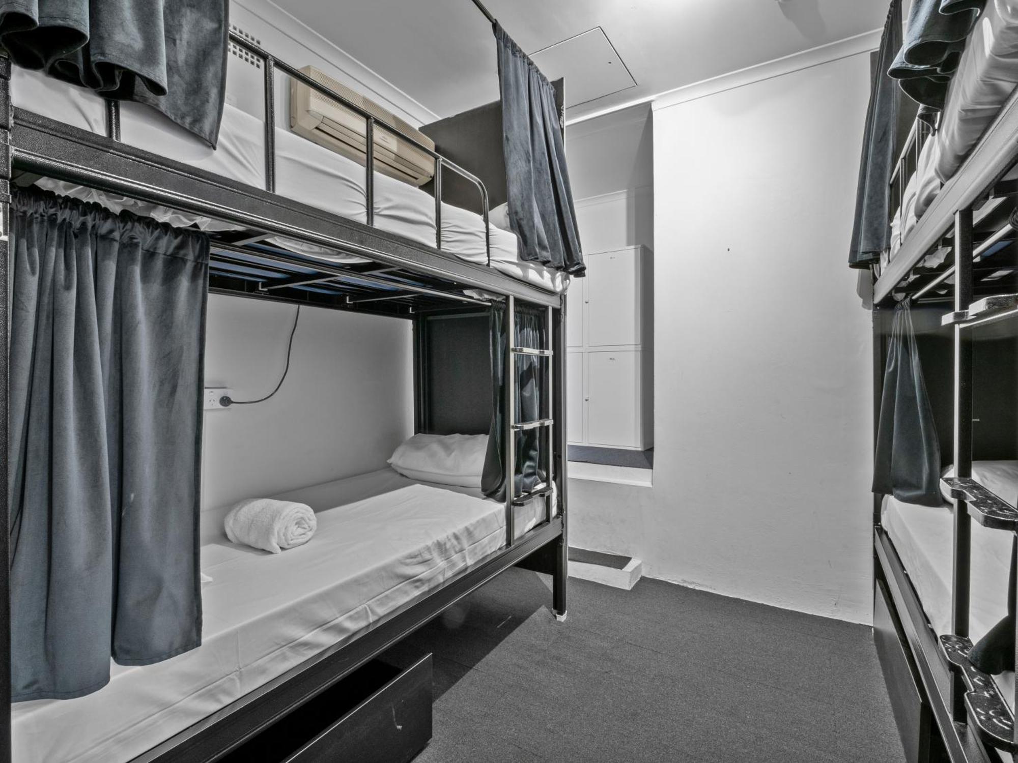 Azzurro Pod Hotel - Central Сидней Экстерьер фото